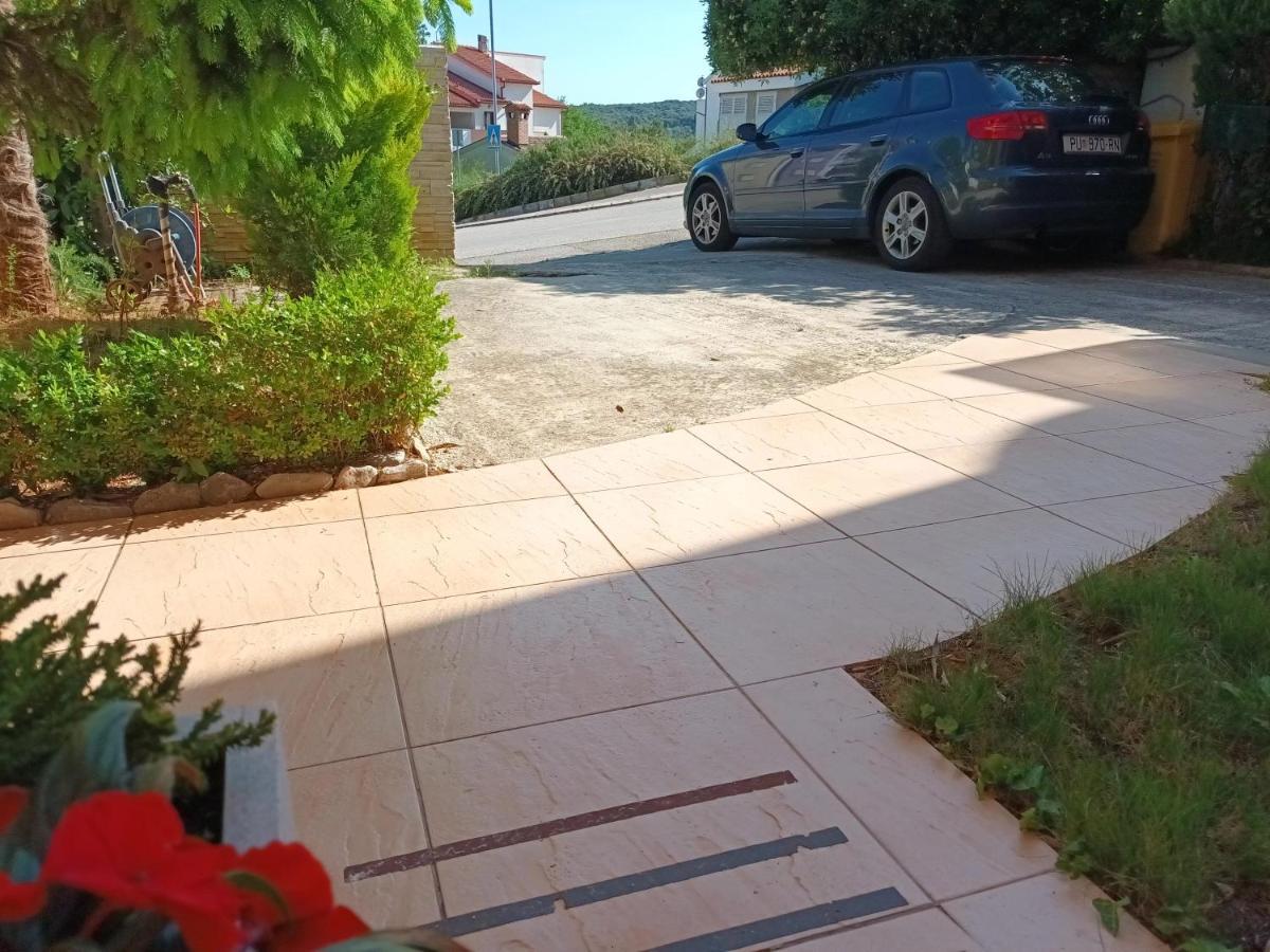Apartment Evergreen Пула Екстер'єр фото